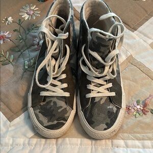 Womens Camouflage High-Top Sneakers